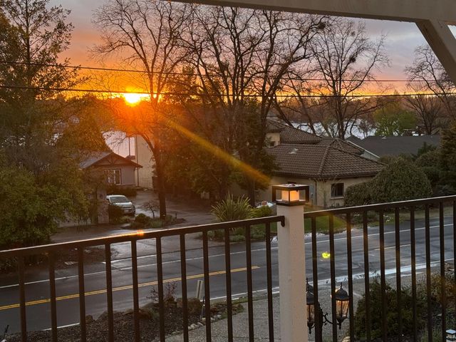 12898 Lakeshore North, Auburn, CA 95602