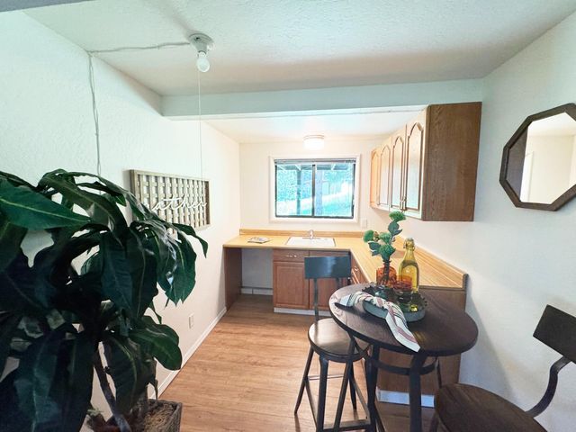521 Silva Ave, Nevada City, CA 95959