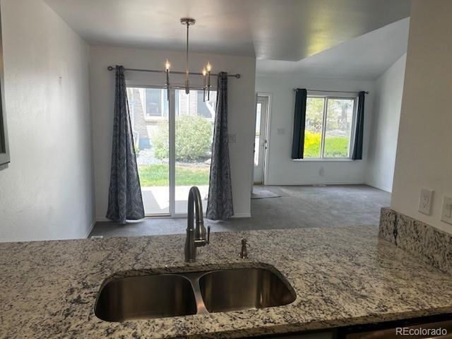 2142 Meadow Ct, Longmont, CO 80501
