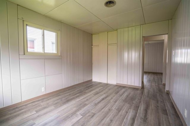 220 Forest Avenue, Waterloo, IA 50702