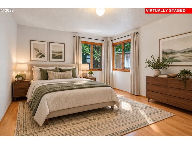 9252 Sw 4TH Ave, Portland, OR 97219