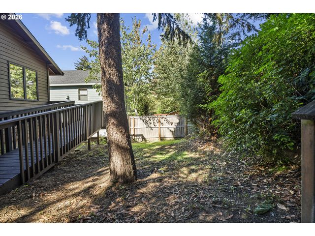 9252 Sw 4TH Ave, Portland, OR 97219