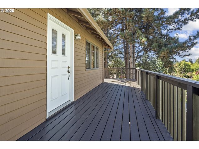9252 Sw 4TH Ave, Portland, OR 97219
