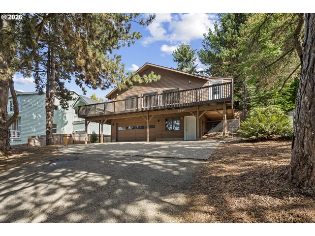 9252 Sw 4TH Ave, Portland, OR 97219