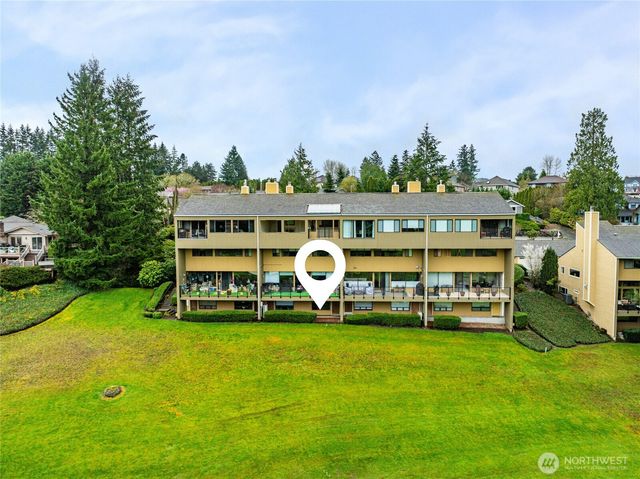 25126 B 142nd Avenue SE, Kent, WA 98042