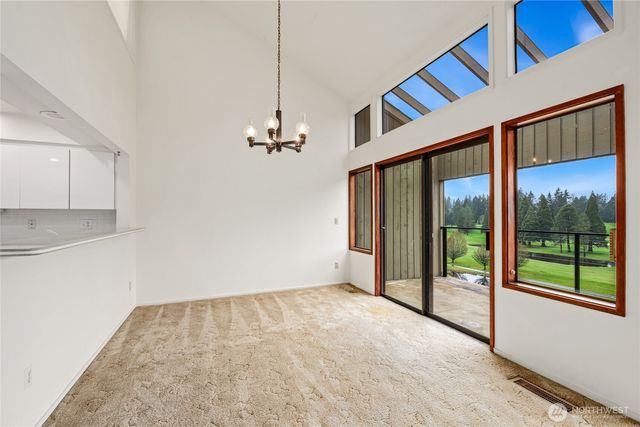 25126 B 142nd Avenue SE, Kent, WA 98042