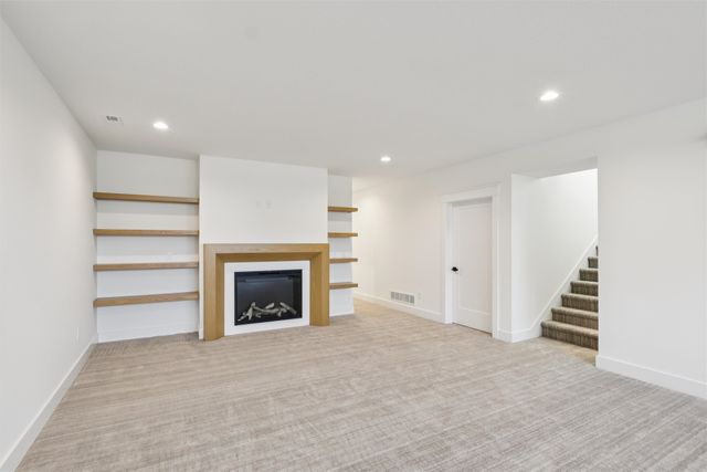 18190 Hidden Knoll, Clive, IA 50325