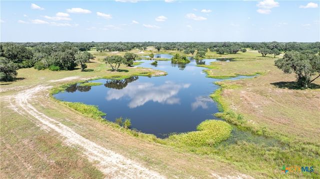 000 Garcitas Creek Ranch Road BLK 4 Lot 13, Inez, TX 77968