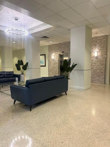 4001 S Ocean Drive 15L, Hollywood, FL 33019