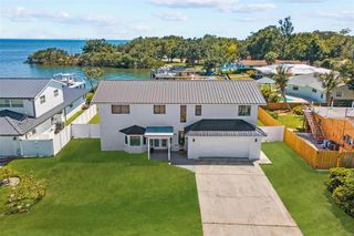 380 COLONY POINT ROAD S, St Petersburg, FL 33705