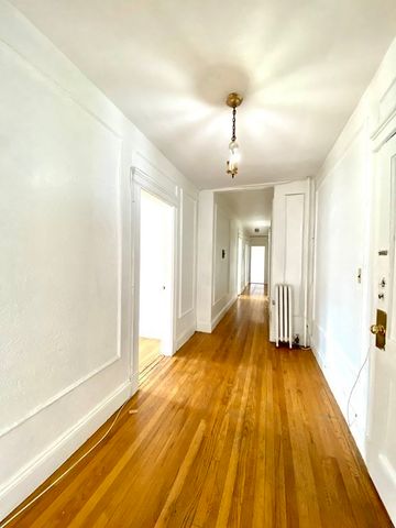 74 Babcock Street 3, Brookline, MA 02446