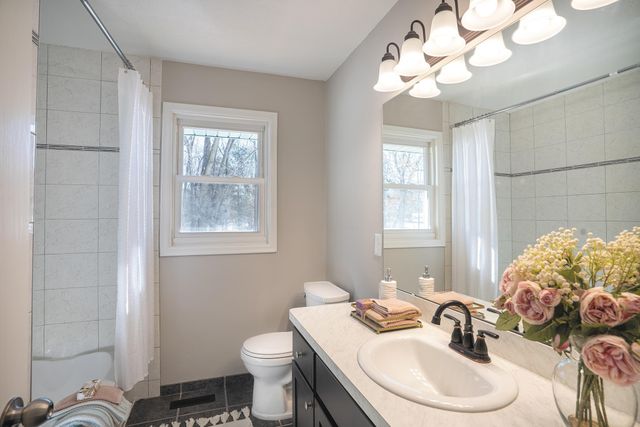 1940 169th Avenue NE, Andover, MN 55304