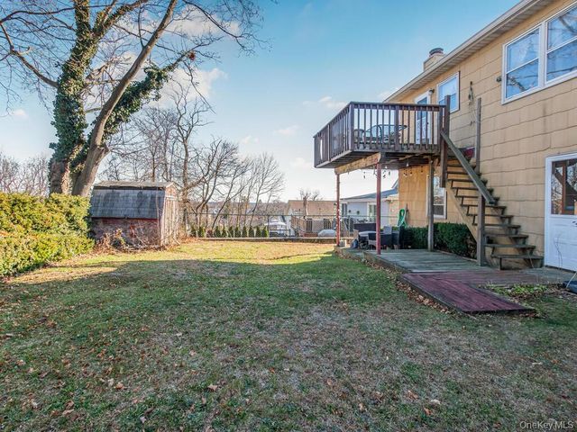 127 Bellevue Place, Yonkers, NY 10703