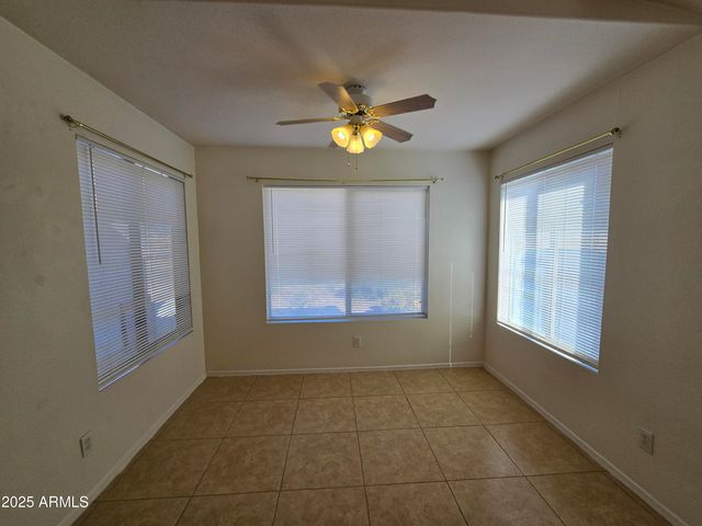 1393 W DIAMOND Avenue, Apache Junction, AZ 85120