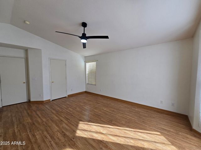 1393 W DIAMOND Avenue, Apache Junction, AZ 85120