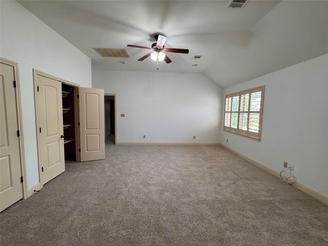 206 Varco DR, Austin, TX 78738