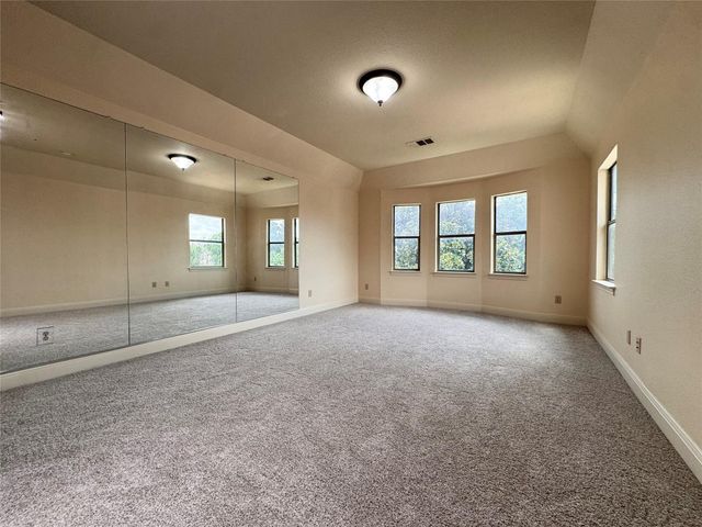 206 Varco DR, Austin, TX 78738