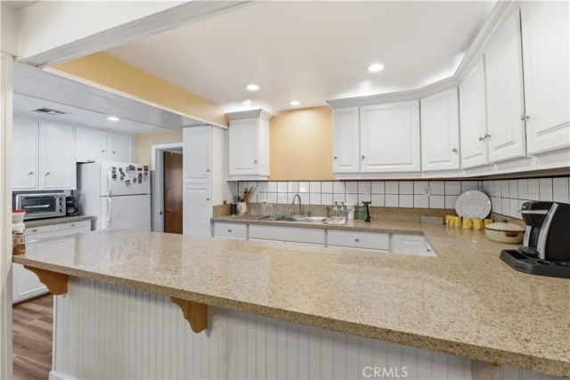 295 E Durian, Coalinga, CA 93210