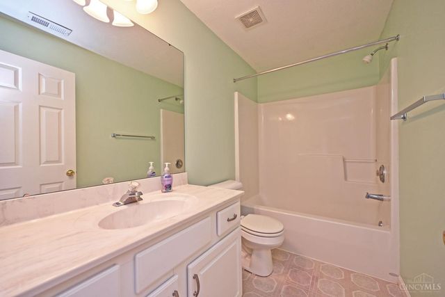 1079 Valley Wood Drive, Union Twp, OH 45103