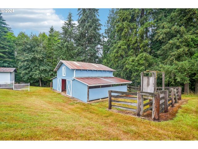2032 W DOVE Ave, La Center, WA 98629
