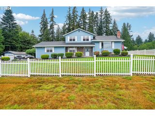 2032 W DOVE Ave, La Center, WA 98629