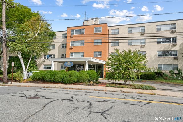 292 Pequot Avenue 2N, New London, CT 06320