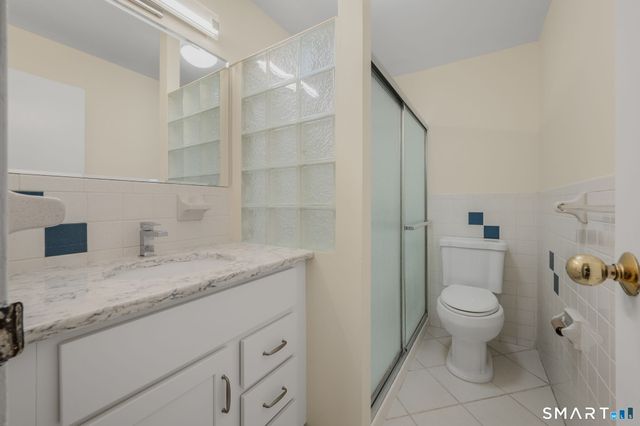 292 Pequot Avenue 2N, New London, CT 06320