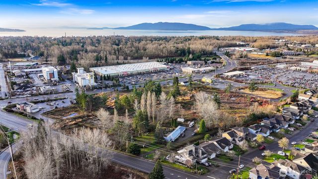 4149 Northwest Drive, Bellingham, WA 98226