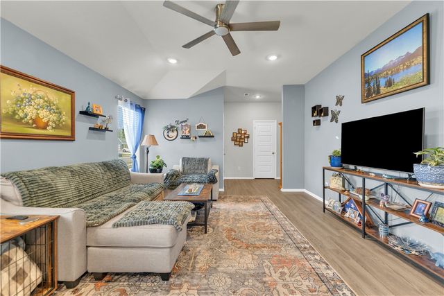 6615 NW Gregory Street, Bentonville, AR 72713