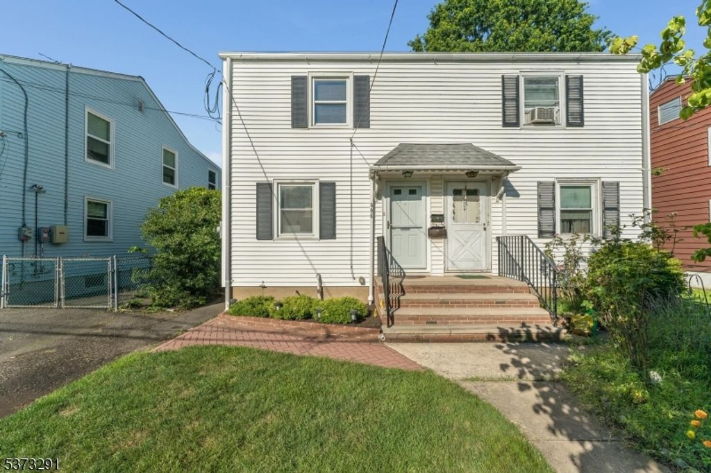 606 Thomas Pl, Bound Brook Boro, NJ 08805