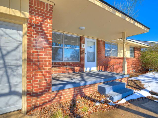 715 W Hughbert Street, Norman, OK 73069