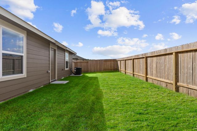 13118 Mccrorey Crest Lane, Conroe, TX 77303