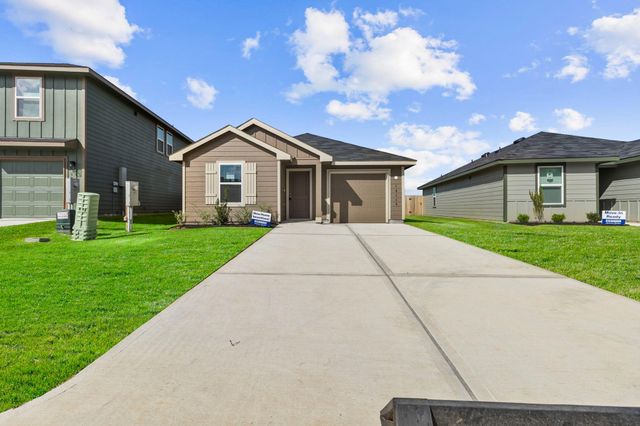 13118 Mccrorey Crest Lane, Conroe, TX 77303