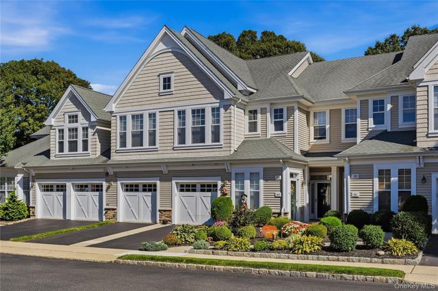 163 Symphony Drive, Lake Grove, NY 11755