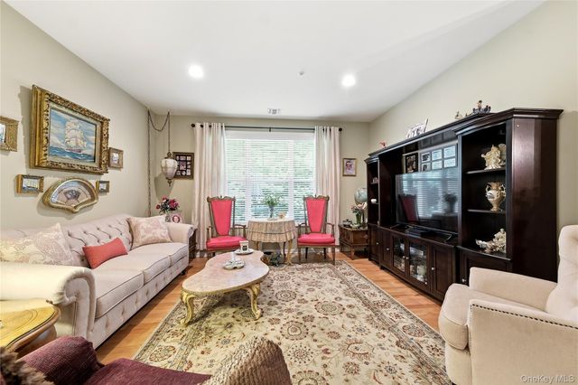 163 Symphony Drive, Lake Grove, NY 11755