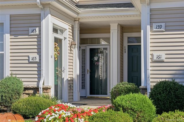 163 Symphony Drive, Lake Grove, NY 11755