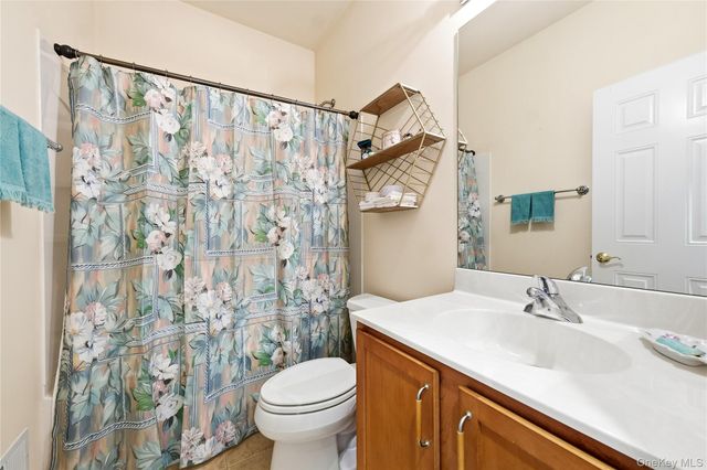 163 Symphony Drive, Lake Grove, NY 11755