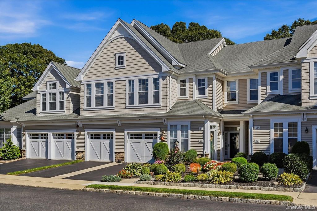 163 Symphony Drive, Lake Grove, NY 11755 — photo 2