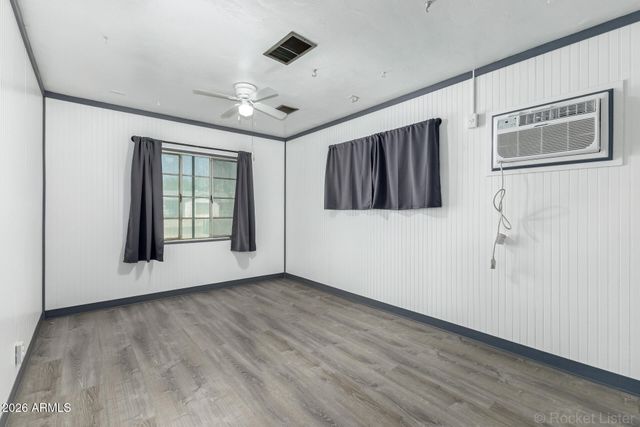 4323 E HUBBELL Street, Phoenix, AZ 85008