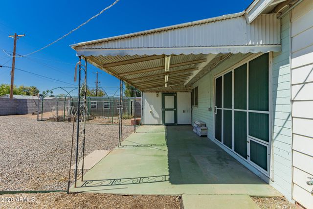 4323 E HUBBELL Street, Phoenix, AZ 85008