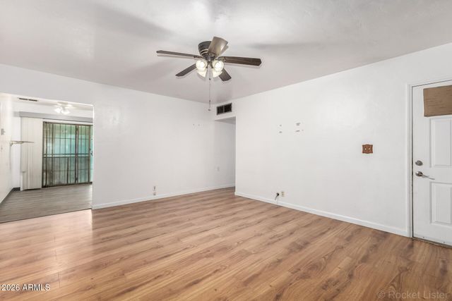 4323 E HUBBELL Street, Phoenix, AZ 85008