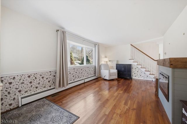 23 Lingert Ave, Clinton Town, NJ 08809