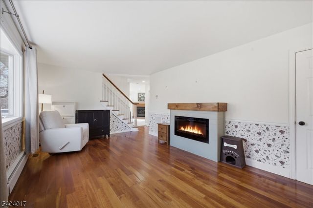 23 Lingert Ave, Clinton Town, NJ 08809