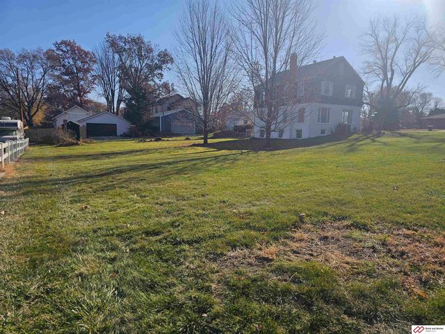 808 Garfield Street, Beatrice, NE 68310