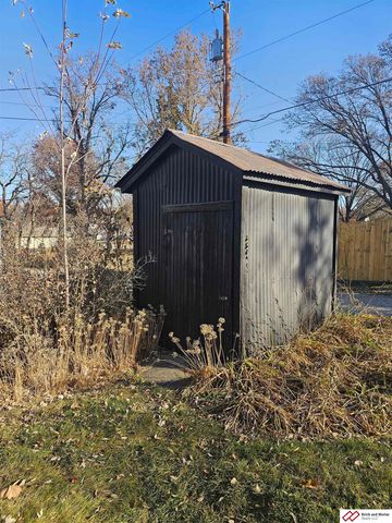 808 Garfield Street, Beatrice, NE 68310