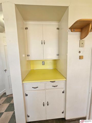 808 Garfield Street, Beatrice, NE 68310