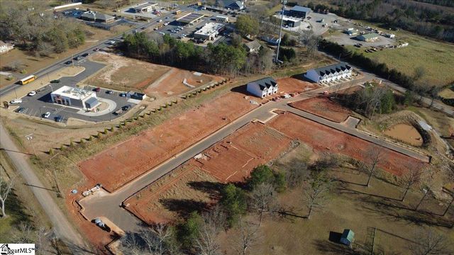 8 Stoneview Way, Taylors, SC 29687