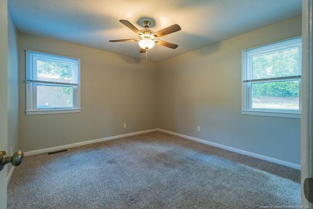 6317 Greyfield Road, Fayetteville, NC 28303