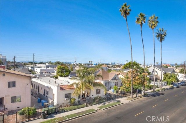 4321 Woodlawn Avenue, Los Angeles, CA 90011