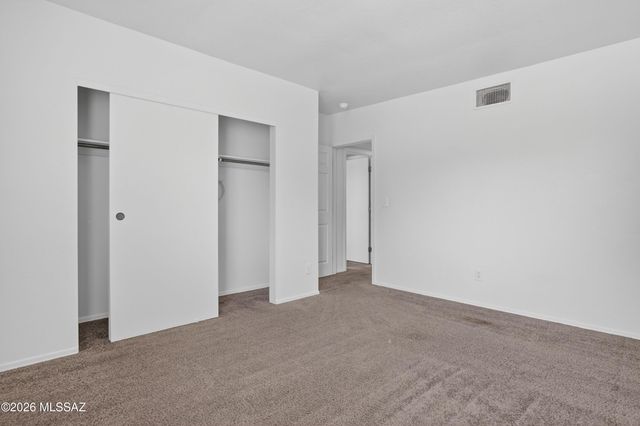 1875 E Calle Grandiosa, Tucson, AZ 85706